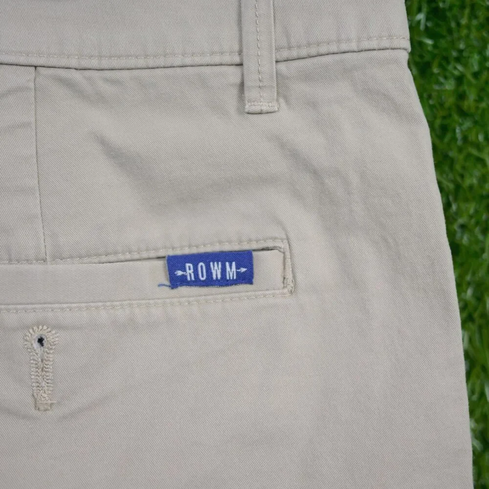 Rhone Classic Fit Chino Style Khaki Tan Shorts - Men's Size 40